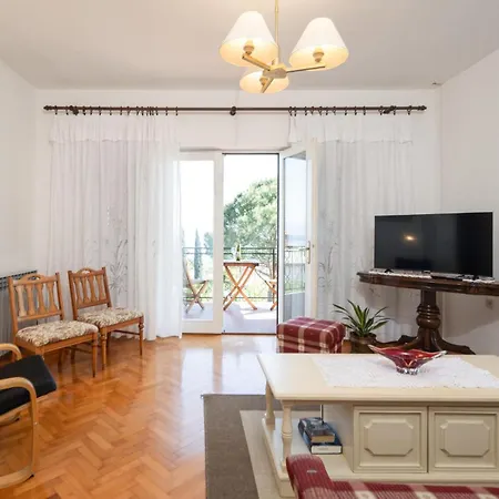 Stunning In With House Sea View